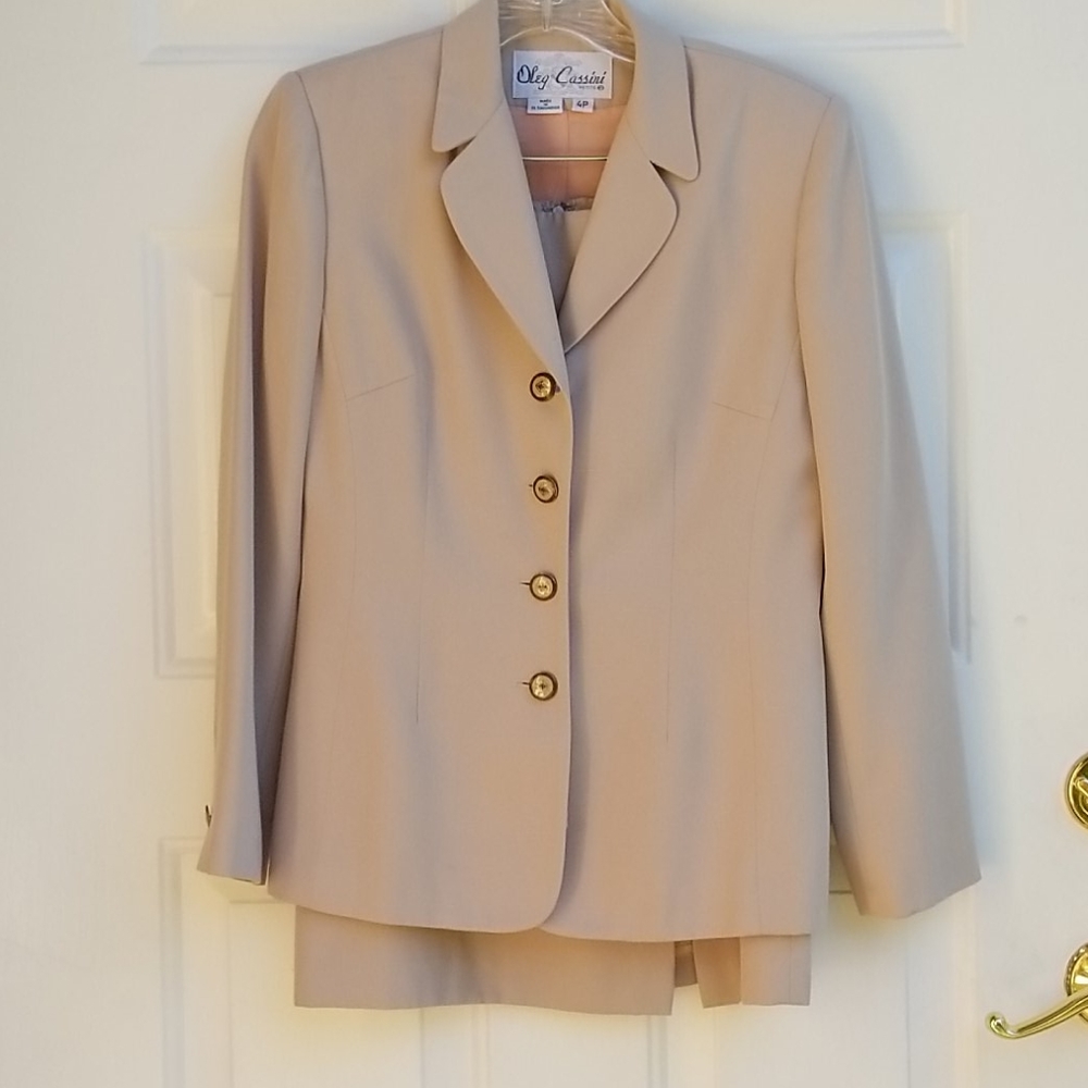 Oleg Cassini Vintage 2-piece Suit